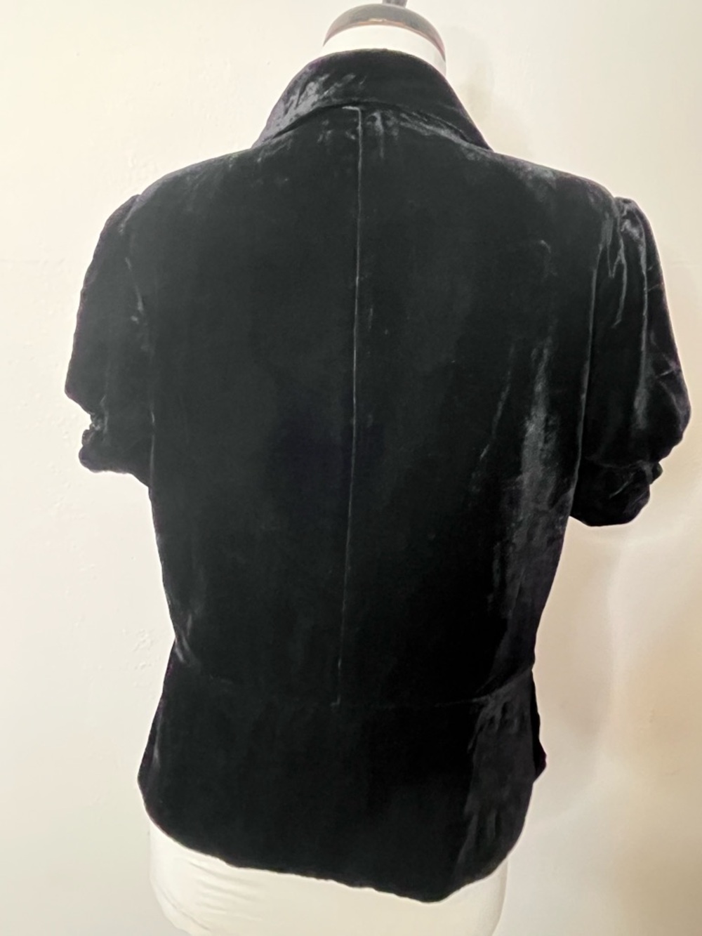 Newport News Black Velvet Short Sleeve  Jacket - Picture 2 of 8